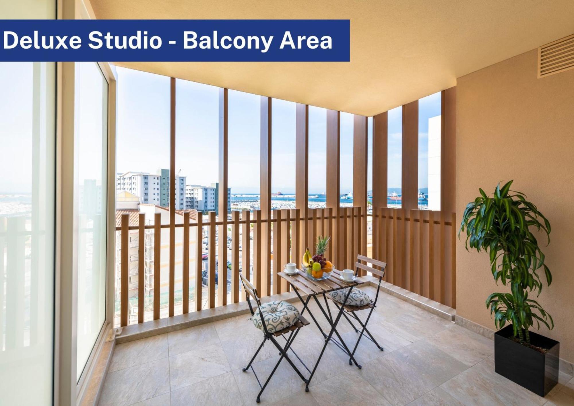 Bentley Holiday Apartments - West One Gibraltar Exterior photo